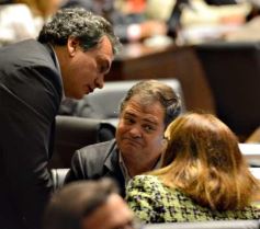 Foto de la galería: Proponen fijar en más de 23 millones el funcionamiento de la administración pública en 2015