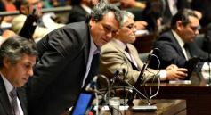 Foto de la galería: Proponen fijar en más de 23 millones el funcionamiento de la administración pública en 2015