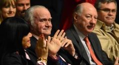 Foto de la galería: Diputados homenajeó a Humada