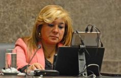 Foto de la galería: Diputados homenajeó a Humada