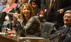 Foto de la galería: Diputados homenajeó a Humada