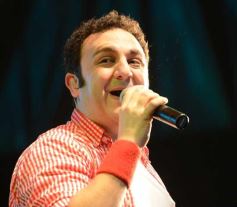 Foto de la galería: Por el Día del Niño, Topa cantó en Posadas