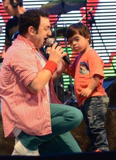 Foto de la galería: Por el Día del Niño, Topa cantó en Posadas