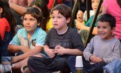 Foto de la galería: Por el Día del Niño, Topa cantó en Posadas