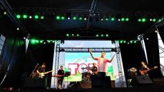 Foto de la galería: Por el Día del Niño, Topa cantó en Posadas