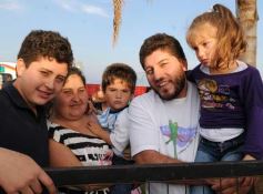 Foto de la galería: Por el Día del Niño, Topa cantó en Posadas
