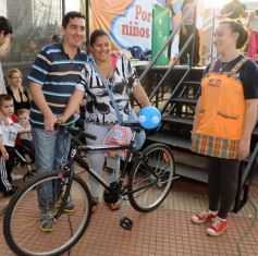 Foto de la galería: Por el Día del Niño, Topa cantó en Posadas