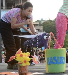 Foto de la galería: Por el Día del Niño, Topa cantó en Posadas