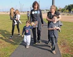 Foto de la galería: Por el Día del Niño, Topa cantó en Posadas