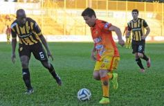 Foto de la galería: Triunfo de Crucero sobre Santamarina