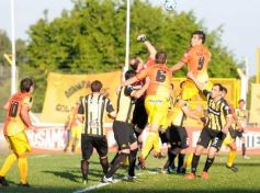 Foto de la galería: Triunfo de Crucero sobre Santamarina