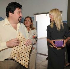 Foto de la galería: Rabolini y Closs visitaron el Hogar de Día