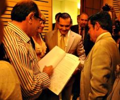 Foto de la galería: Diputados propone incorporar la evidencia digital como prueba de violencia