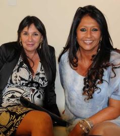 Foto de la galería: Karina Rabolini presentó sus gafas en Óptica del Sol