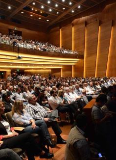 Foto de la galería: Scioli fue presentado por Closs y Rovira