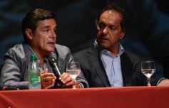 Foto de la galería: Scioli fue presentado por Closs y Rovira