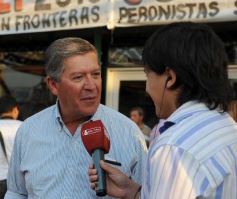 Foto de la galería: Scioli fue presentado por Closs y Rovira