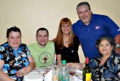 Foto de la galería: Cena Show en el Club Tokio