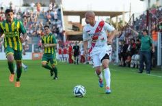 Foto de la galería: Guaraní y Aldosivi estuvieron mano a mano