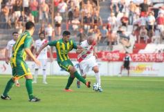 Foto de la galería: Guaraní y Aldosivi estuvieron mano a mano