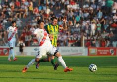 Foto de la galería: Guaraní y Aldosivi estuvieron mano a mano