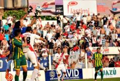 Foto de la galería: Guaraní y Aldosivi estuvieron mano a mano