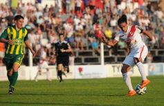 Foto de la galería: Guaraní y Aldosivi estuvieron mano a mano