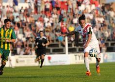 Foto de la galería: Guaraní y Aldosivi estuvieron mano a mano