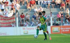 Foto de la galería: Guaraní y Aldosivi estuvieron mano a mano