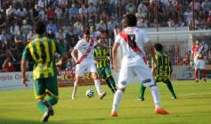 Foto de la galería: Guaraní y Aldosivi estuvieron mano a mano