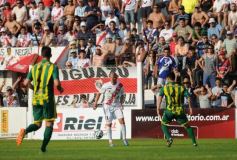 Foto de la galería: Guaraní y Aldosivi estuvieron mano a mano