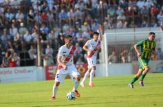 Foto de la galería: Guaraní y Aldosivi estuvieron mano a mano