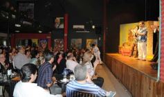 Foto de la galería: Función de "Mis Tres cuñadas me acosan"