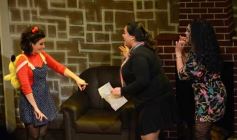 Foto de la galería: Función de "Mis Tres cuñadas me acosan"