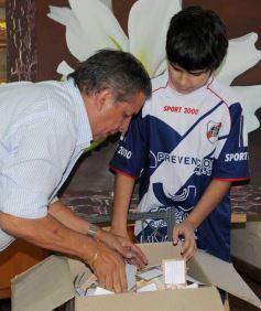 Foto de la galería: Tahona cumplió 25 años y sorteó premios para clientes