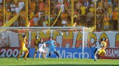 Foto de la galería: Crucero obtuvo su segundo triunfo consecutivo en su cancha