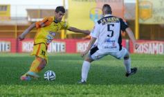 Foto de la galería: Crucero obtuvo su segundo triunfo consecutivo en su cancha