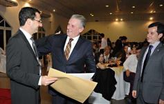 Foto de la galería: Cena Show por el Día del Abogado