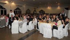Foto de la galería: Cena Show por el Día del Abogado