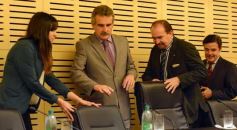 Foto de la galería: Agustín Rossi entregó las actas de la dictadura cívico-militar en la Legislatura de Misiones