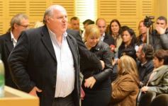 Foto de la galería: Agustín Rossi entregó las actas de la dictadura cívico-militar en la Legislatura de Misiones