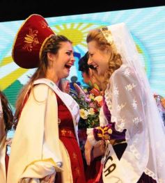 Foto de la galería: Daiana Sawczuk fue coronada como Reina de los Inmigrantes