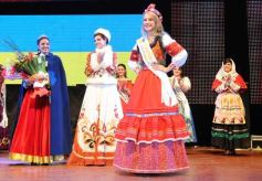 Foto de la galería: Daiana Sawczuk fue coronada como Reina de los Inmigrantes