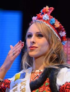 Foto de la galería: Daiana Sawczuk fue coronada como Reina de los Inmigrantes