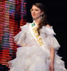 Foto de la galería: Daiana Sawczuk fue coronada como Reina de los Inmigrantes