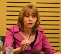 Foto de la galería: “La política debe estar en todos los temas”, dijo Rovira