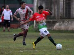 Foto de la galería: Triunfo de Brown por 2 a 0 contra Colegiales