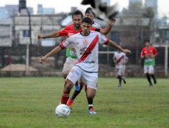 Foto de la galería: Triunfo de Brown por 2 a 0 contra Colegiales
