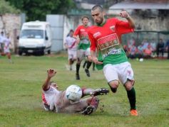 Foto de la galería: Triunfo de Brown por 2 a 0 contra Colegiales