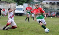 Foto de la galería: Triunfo de Brown por 2 a 0 contra Colegiales